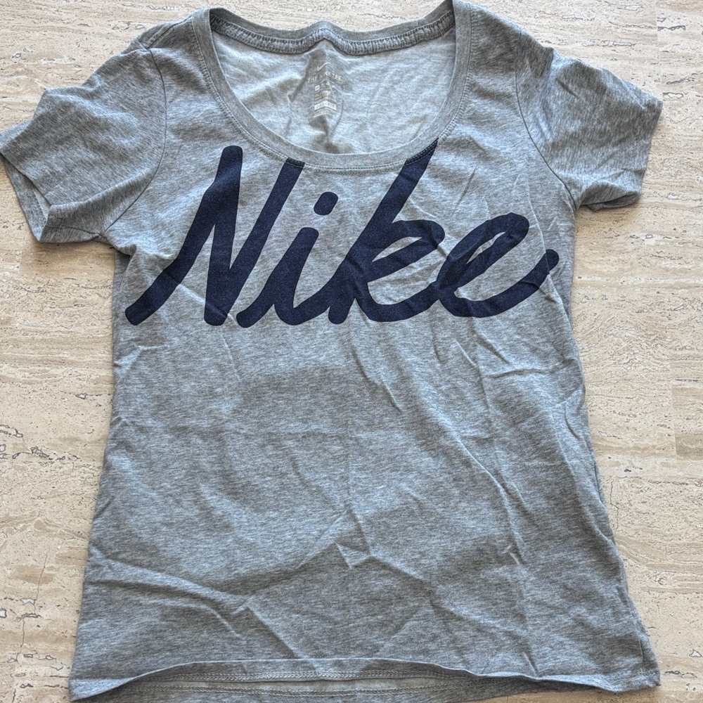Nike Women's Gray and Black Logo Tee